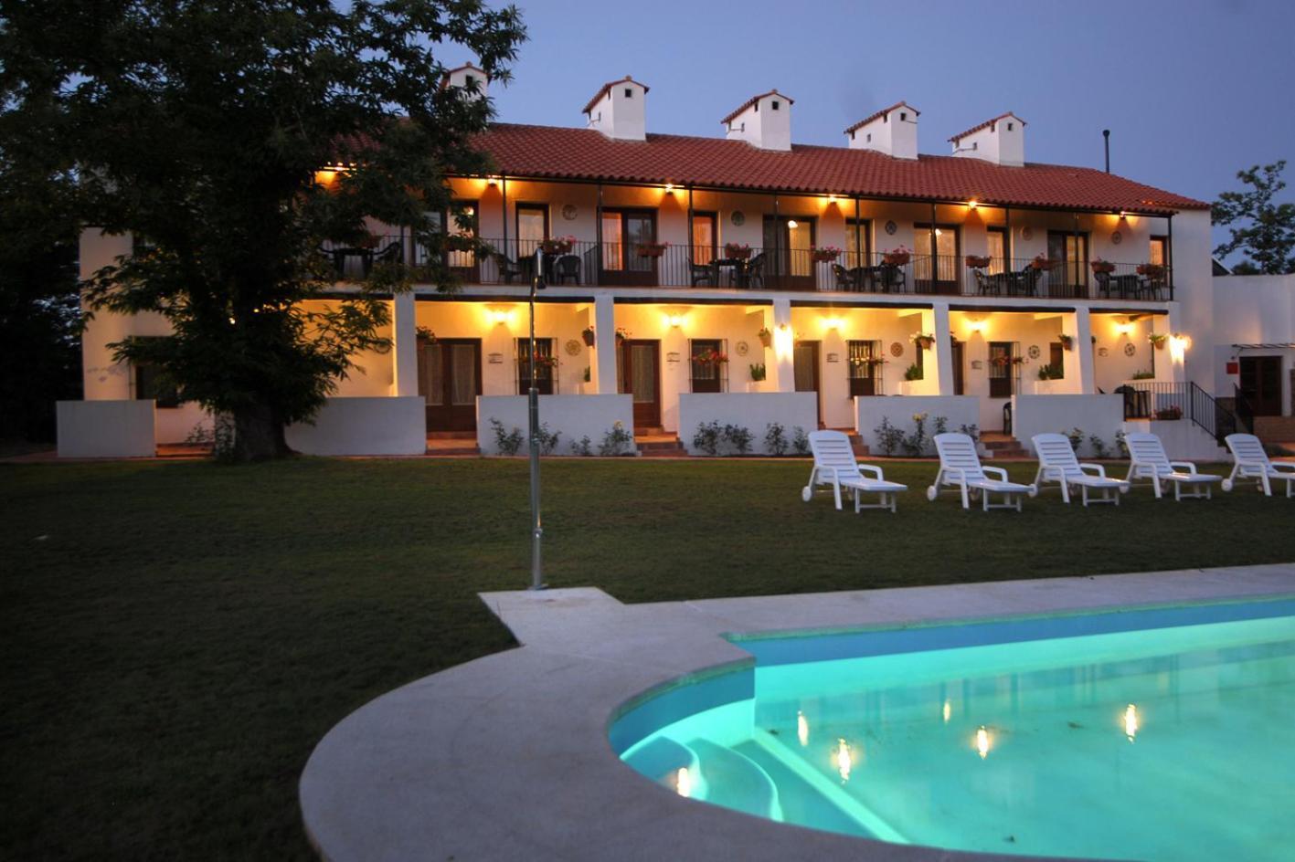 Hotel Apartamento Rural Finca La Media Legua Aracena Exterior foto