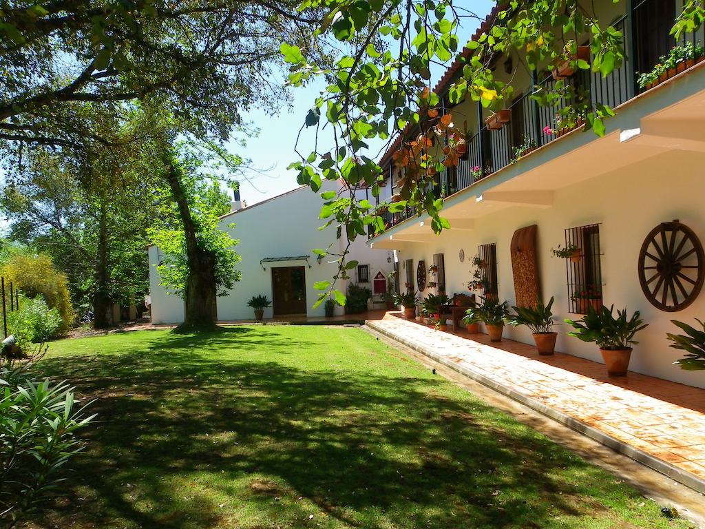 Hotel Apartamento Rural Finca La Media Legua Aracena Exterior foto